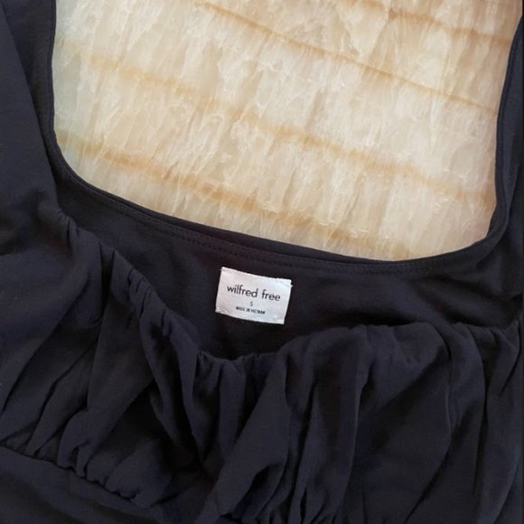 BNWT Aritzia Wilfred Free Orbit Tank Black S - Picture 3 of 3